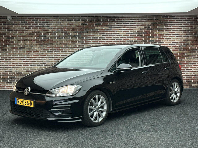 Volkswagen Golf 1.0 TSI Comfortline Business