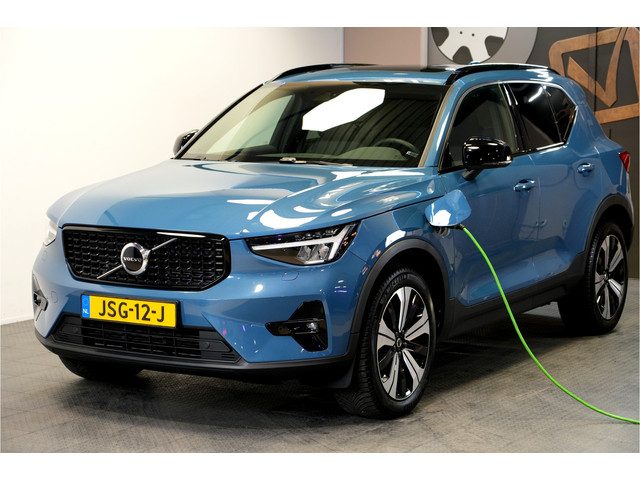 Volvo XC40 1.5 T4 Plug-in Hybrid 155kW/211pk DCT7 Plus Dark FACELIFT! PANORAMADAK + HARMAN/KARDON +