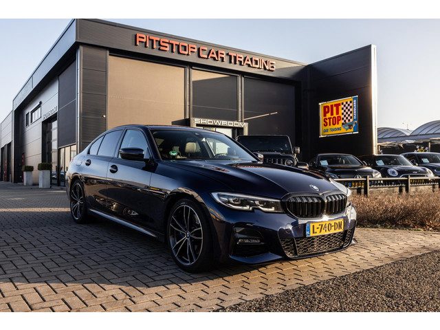BMW 3 Serie 318i M-Sport, Tanzanite, Sfeerverlichting, 19 inch, Carplay!