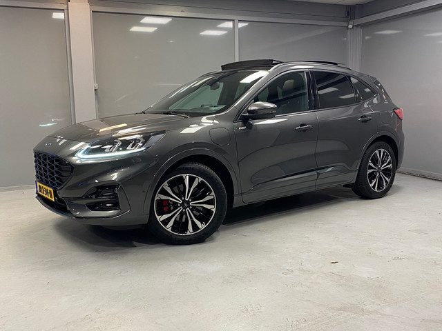 Ford Kuga 2.5 PHEV ST-Line X | PANODAK | 19"LMV | LED | ELEKT. ACHTERKLEP |